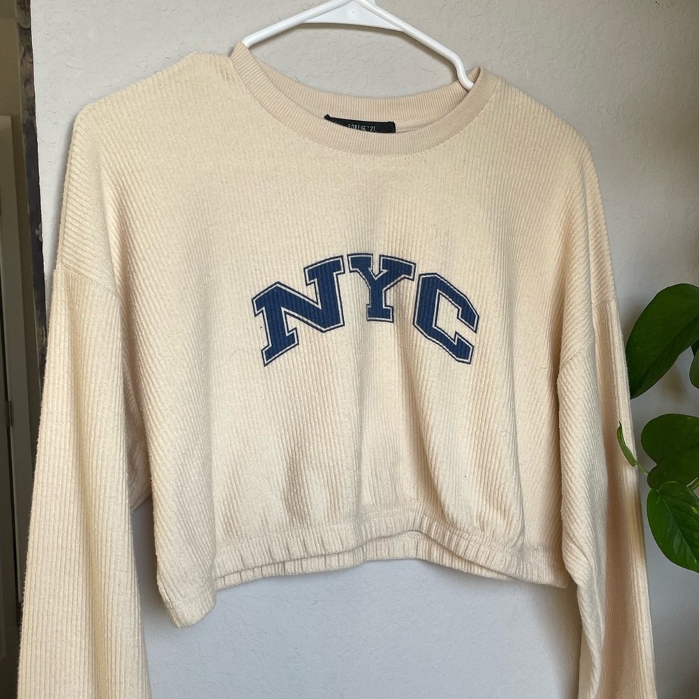 Forever21 cropped crewneck 🫶🏼
